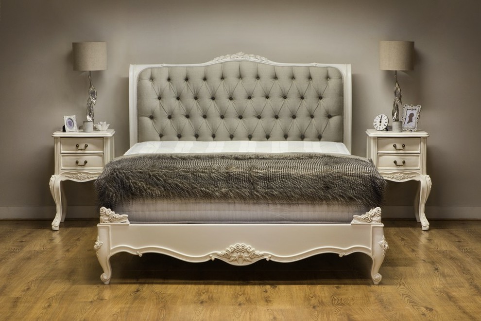 elegant transitional bedroom east midland