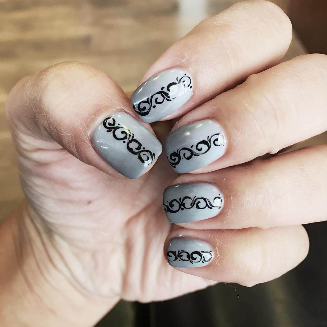 best gray nail design 1