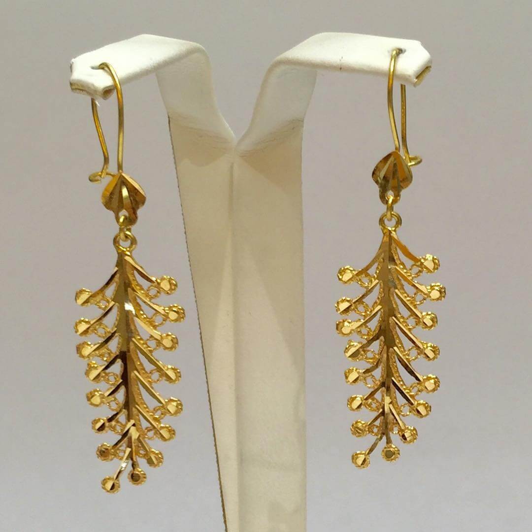 gold earrings for women 1