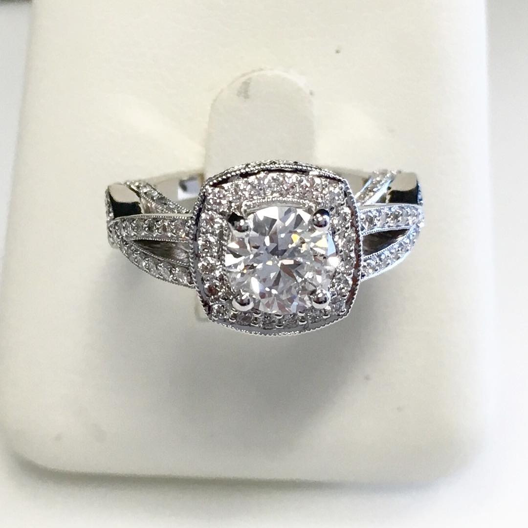 beautiful vintage engagement ring