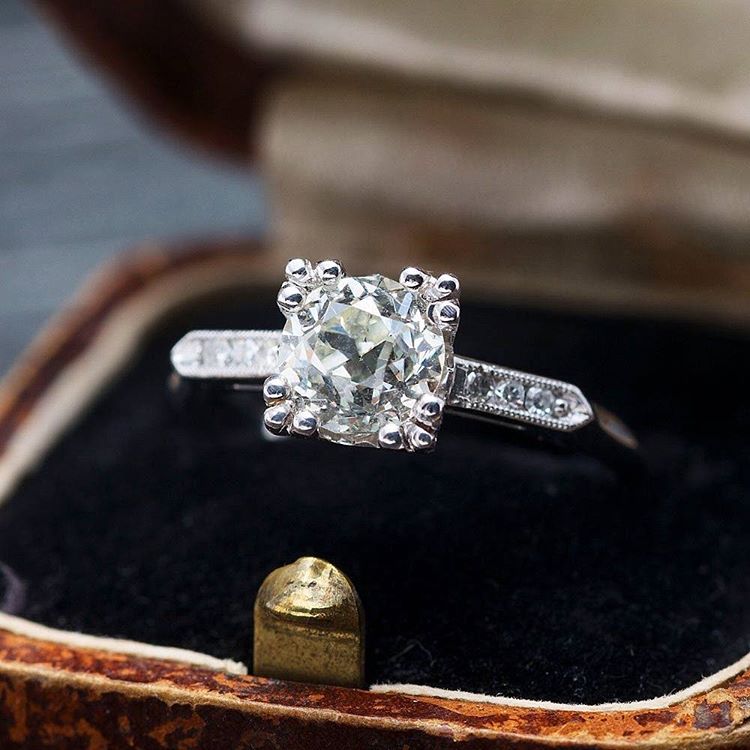stunning vintage diamond engagement ring