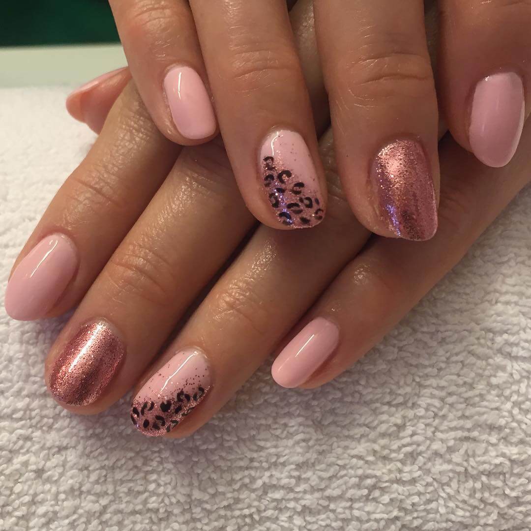 light pink leopard nail art 1