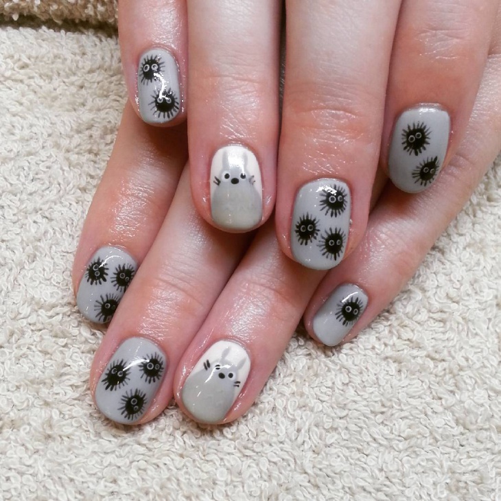 grey gel miyazaki nail art