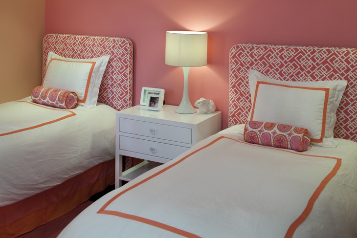 peach color bedroom design feels as cool
