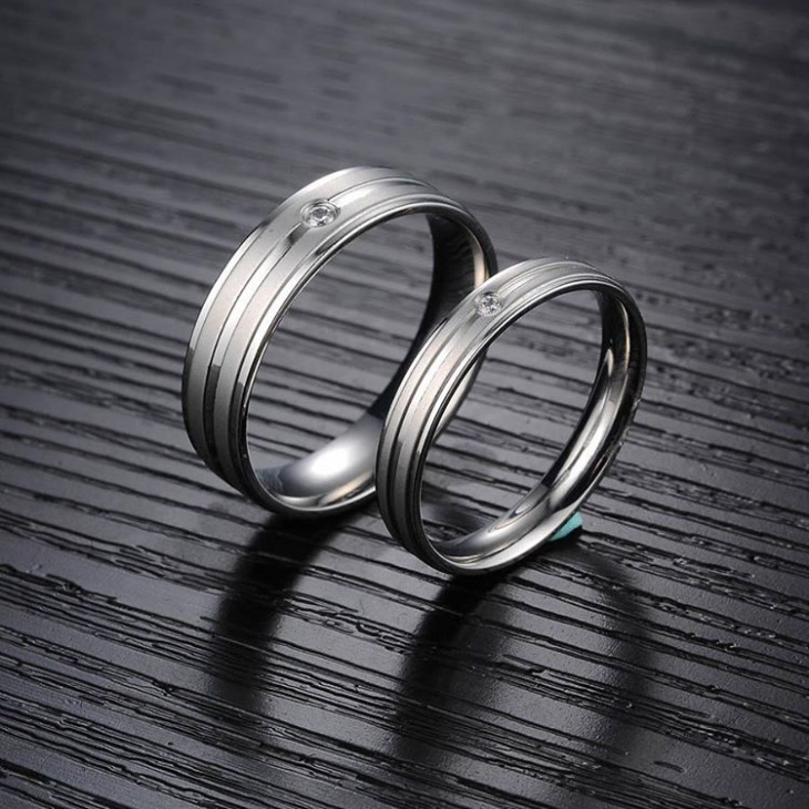 grey metal titanium ring with diamond