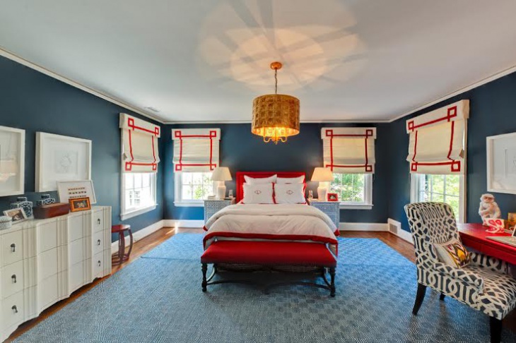 blue and red eclectic bedroom idea