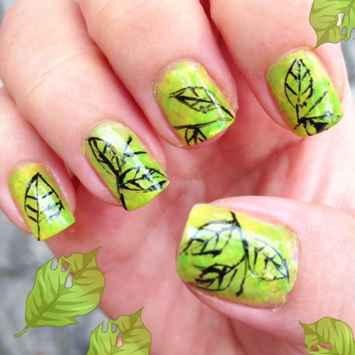 hand painted autumn leaves nail art