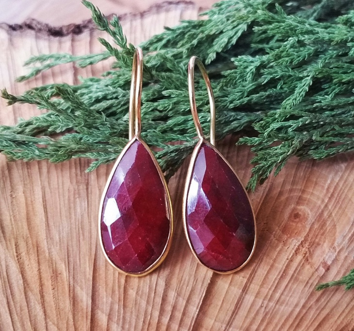 ruby dangle earrings design