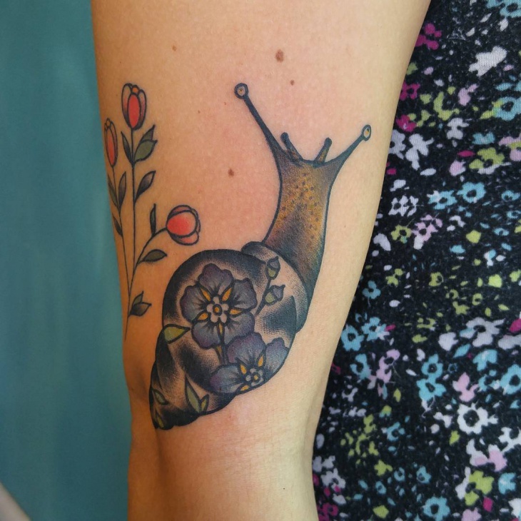 snail tattoo for women