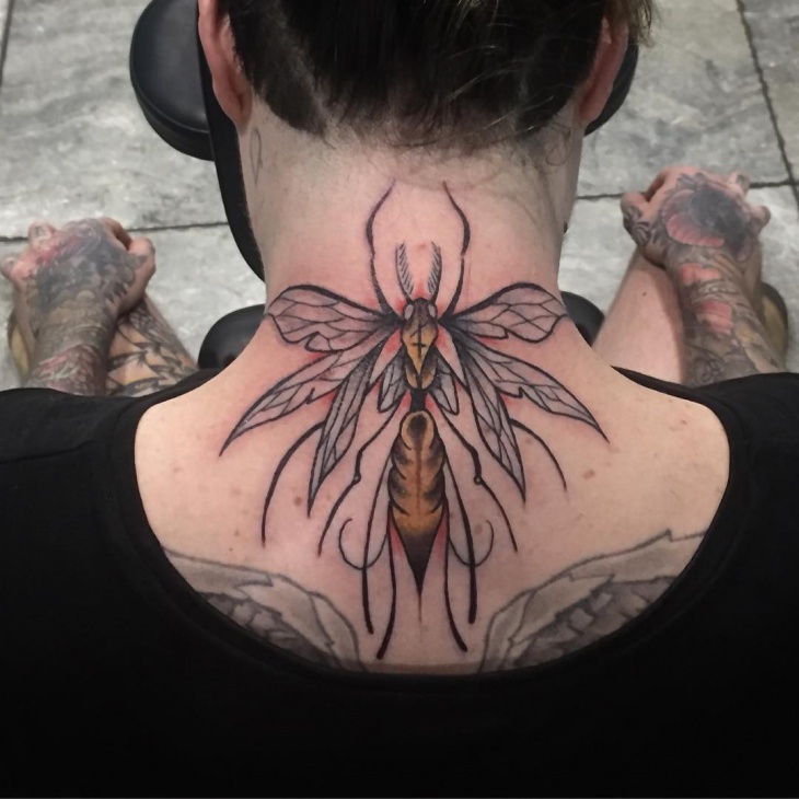neo traditional wasp tattoo