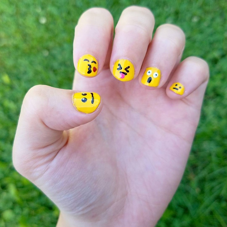 emoji nail design idea