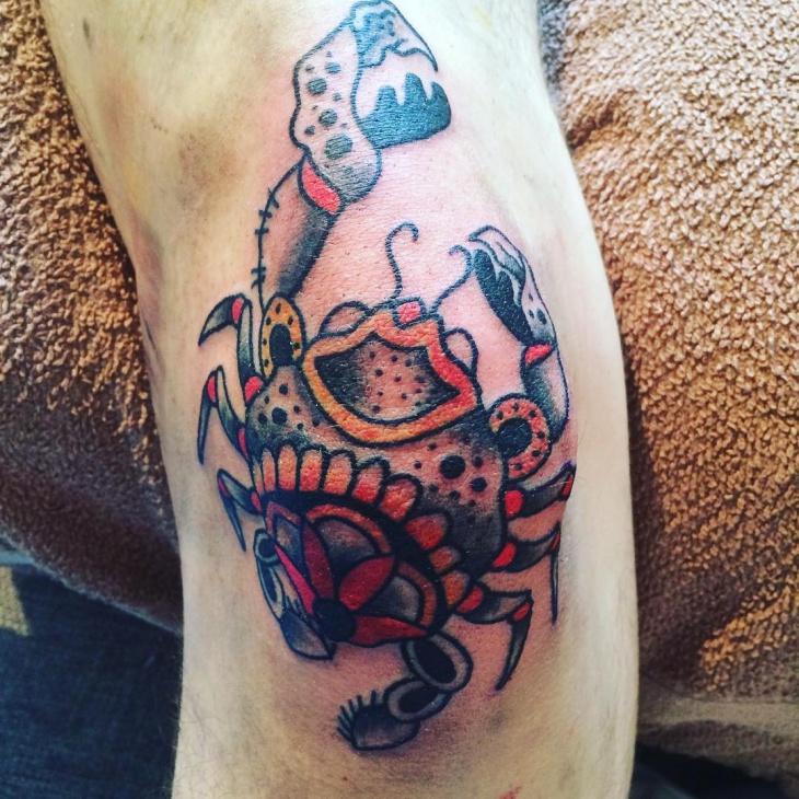 unique crab tattoo on knee
