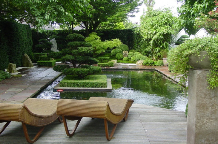 japanese topiary garden 