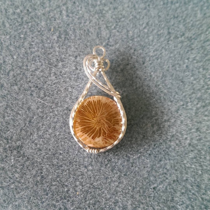 cute wire wrapped pendant
