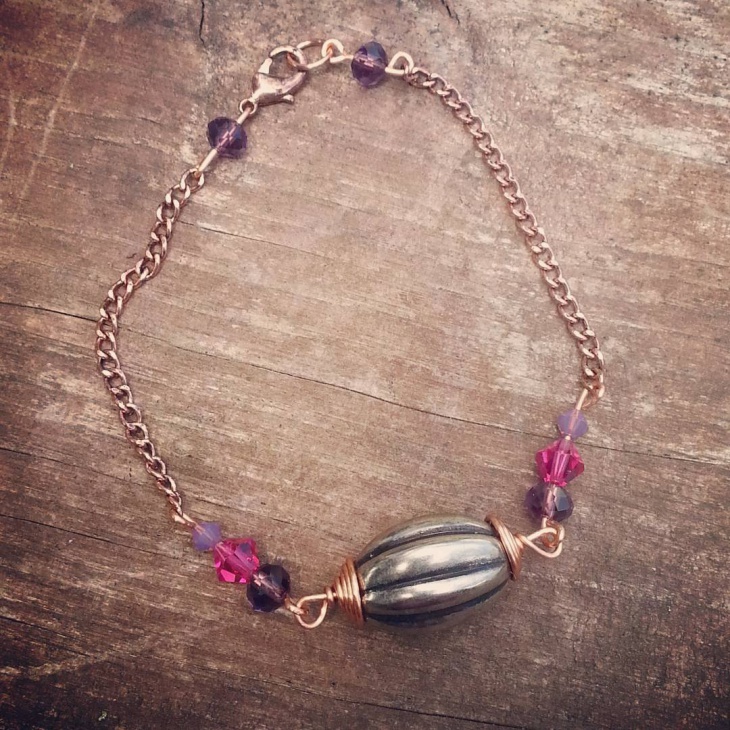 purple and pink beads bracelet