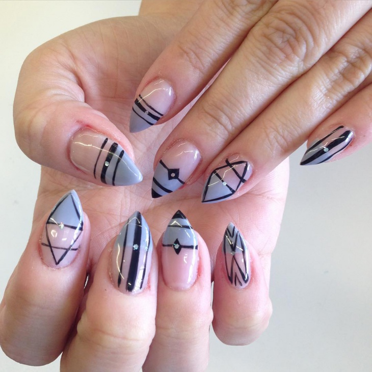 black and grey pointy nails