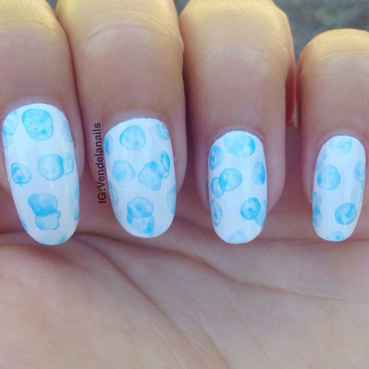 simple blue bubble nail art