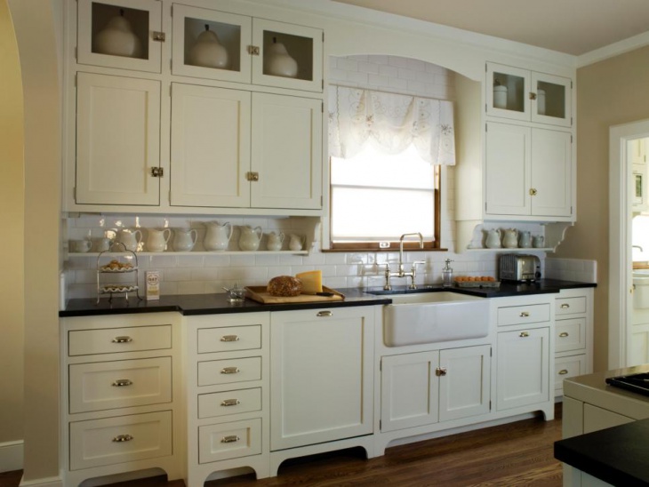 cottage style kitchen cabinets