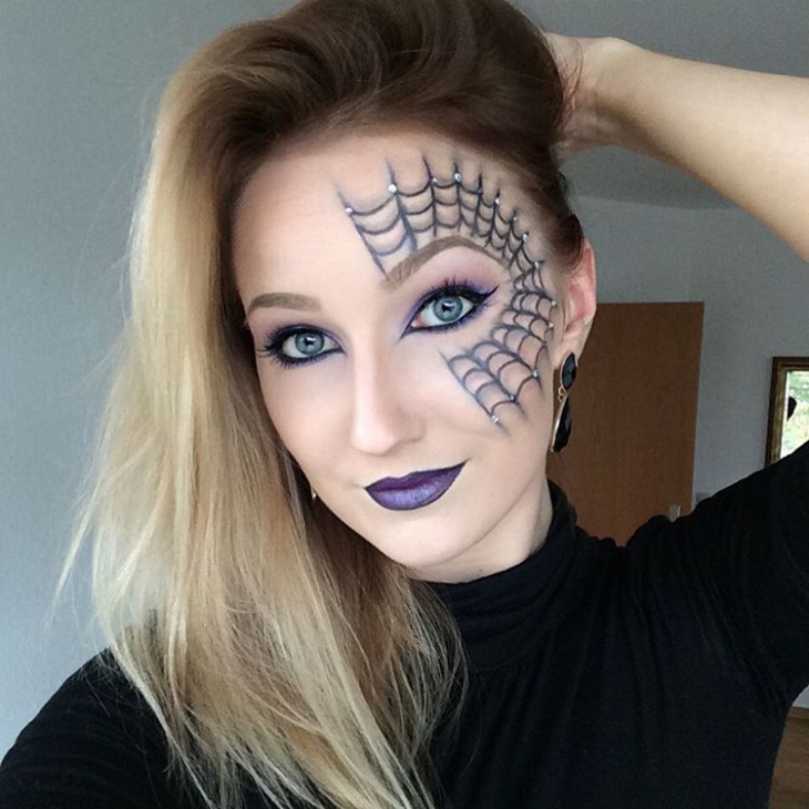 pretty spider web makeup design