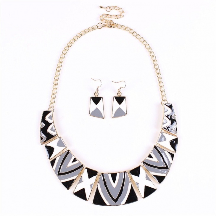 black and white geometric necklace