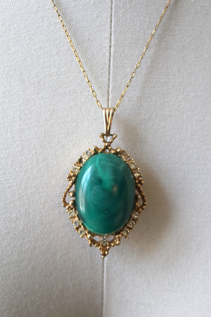 blue stone pendant necklace1