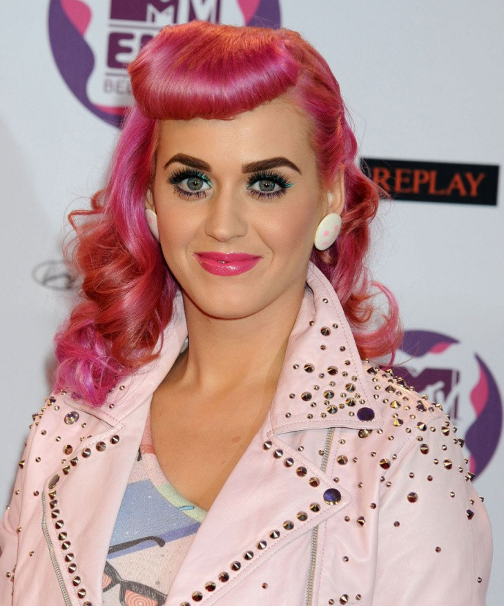 katy perry finger wave hair with bangs