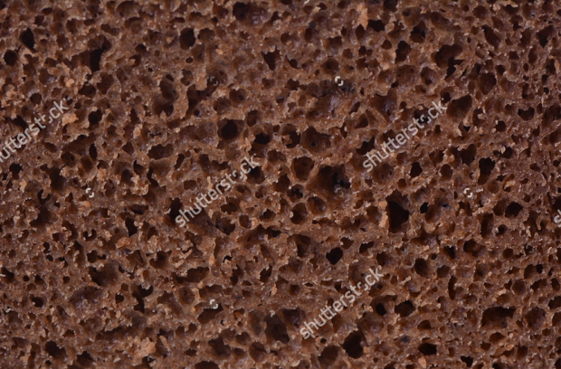 porus brown bread texture