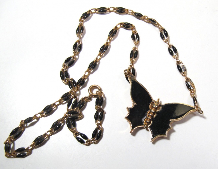 gothic butterfly necklace