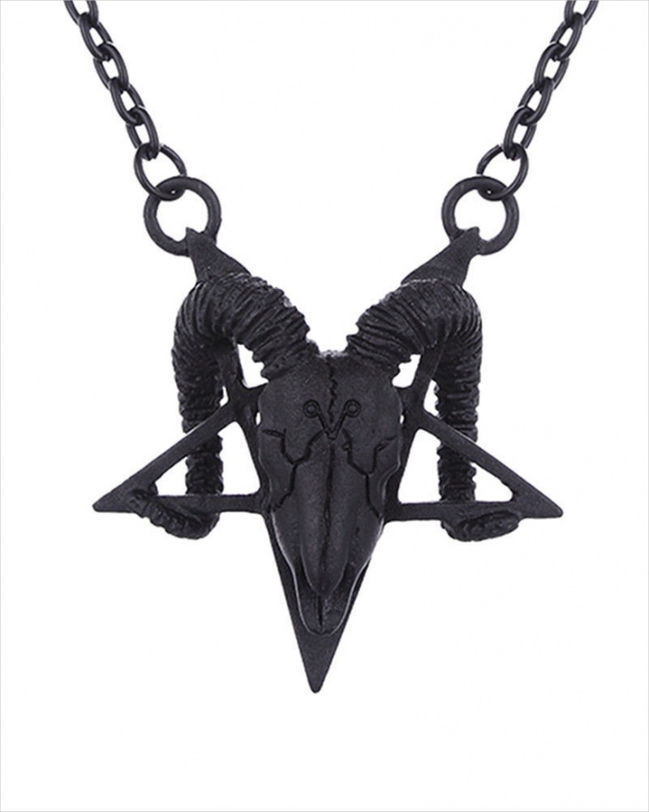 awesome gothic pendant necklace