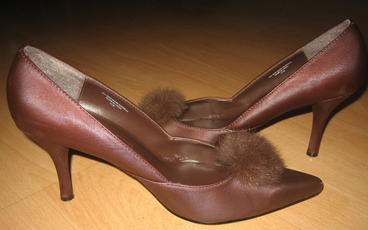 brown pom pom low heels