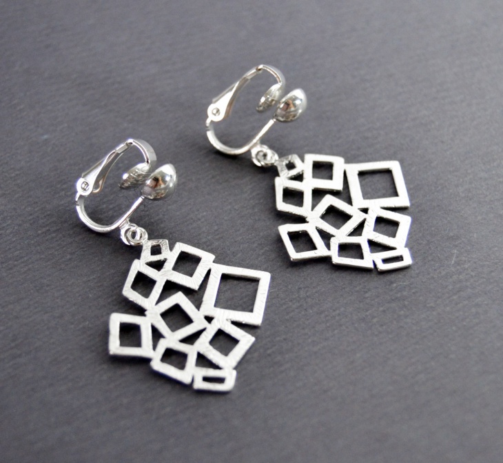 geometric drop earrings