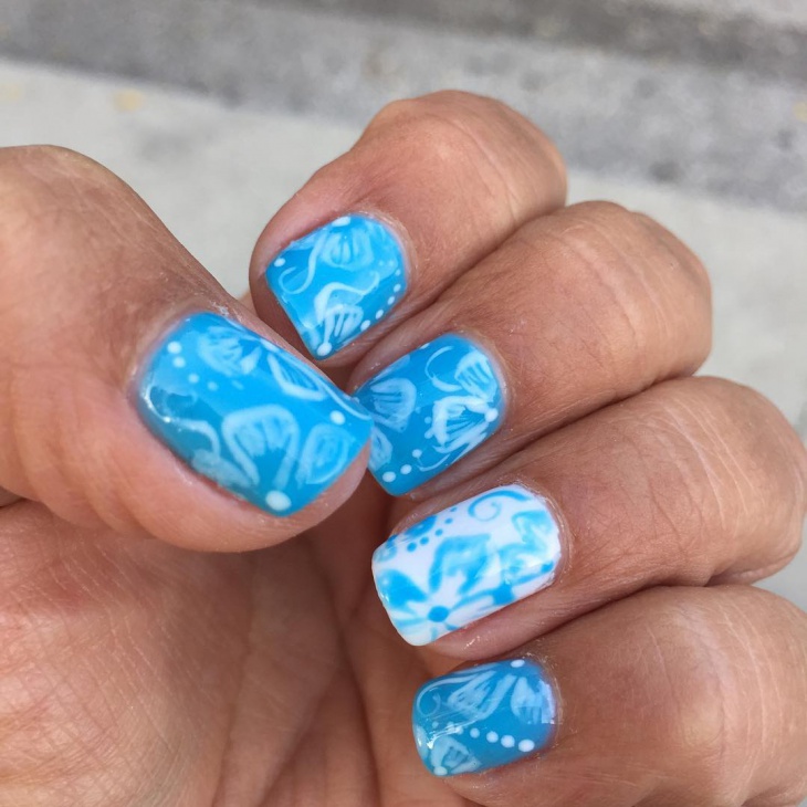 blue hawaiian nail art design