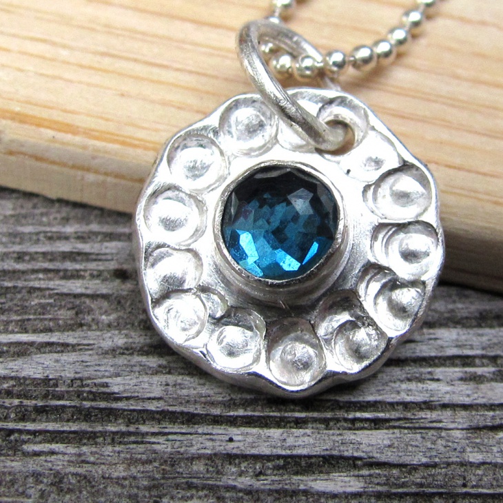 beautiful blue topaz pendant necklace