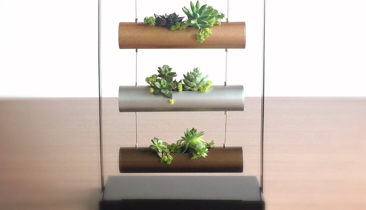 vertical succulent planter