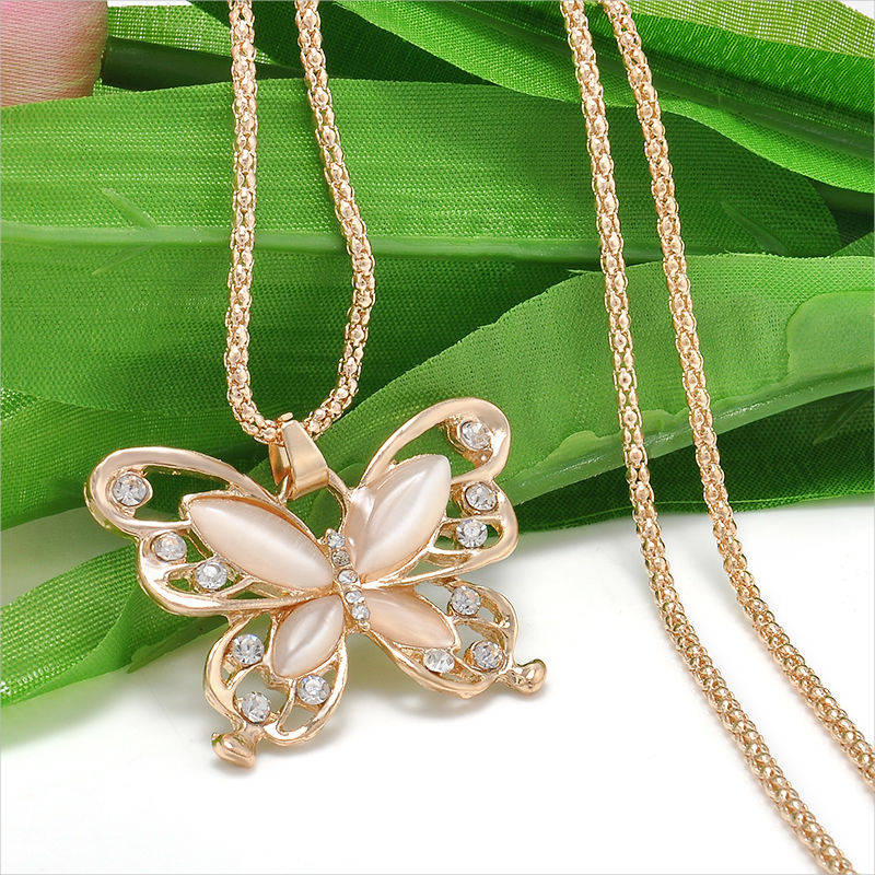 rose gold butterfly pendant