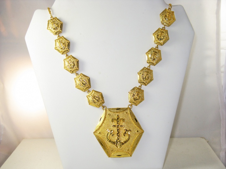 vintage anchor jewelry design