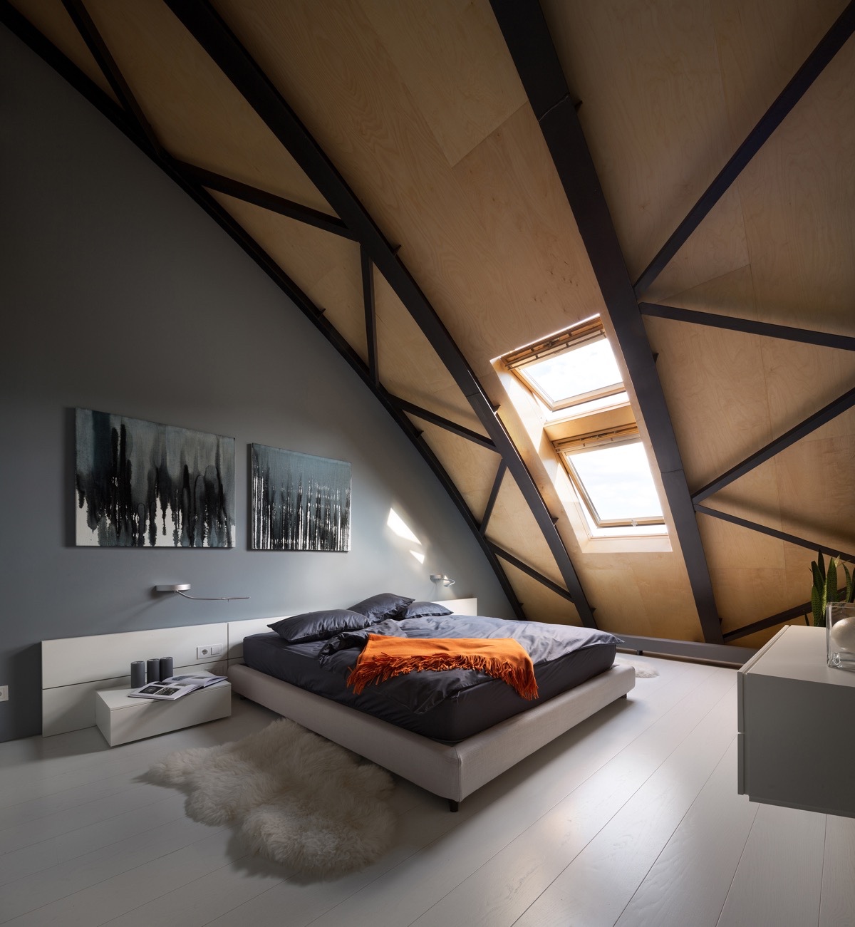 loft style master bedroom