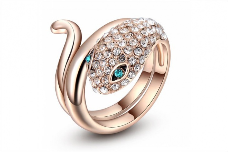 crystal snake ring design