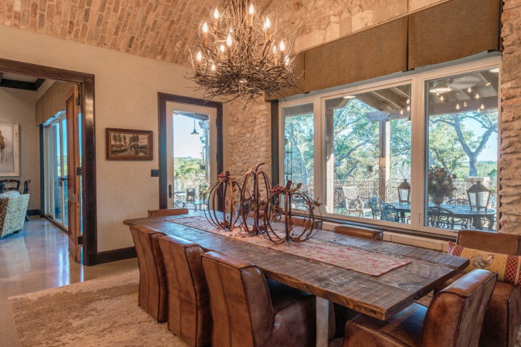 rustic tuscan dining room