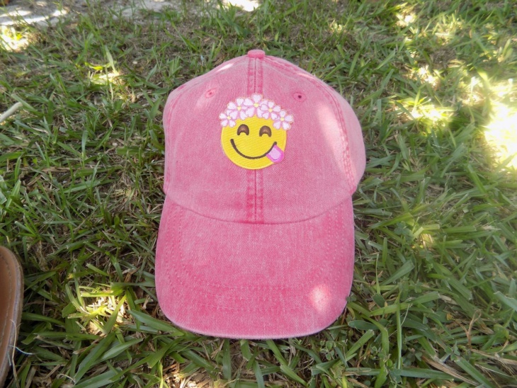pink emoji hat design