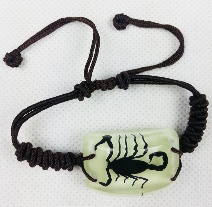 fashion black scorpion bracelet