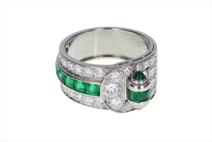 emerald buckle ring