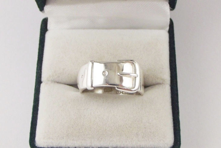 victorian buckle ring