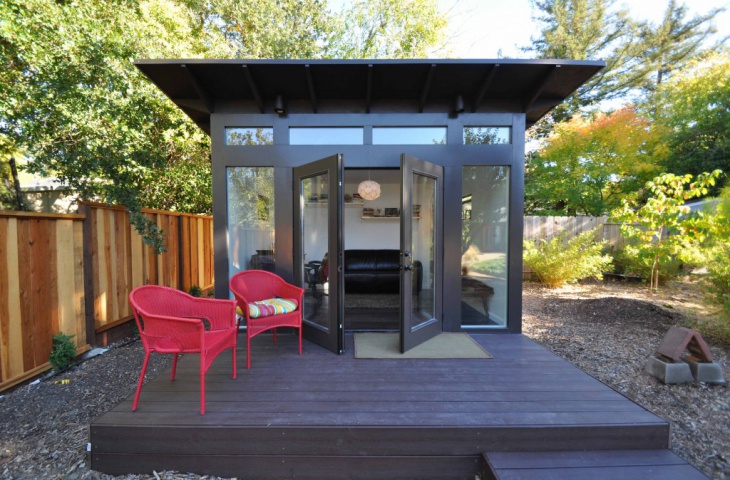 small glass house design