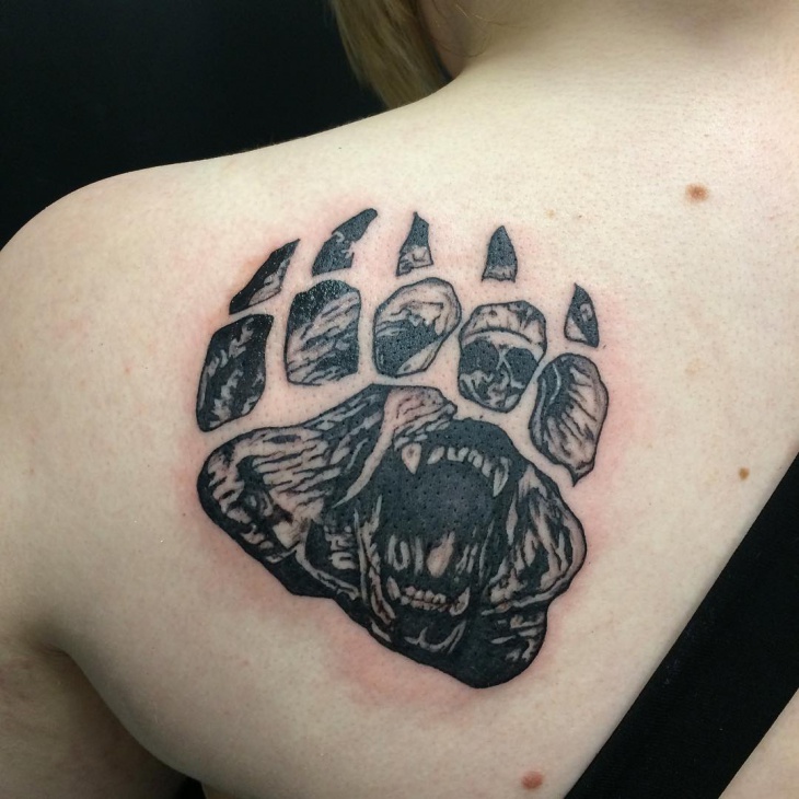 bear claw tattoo on shoulder