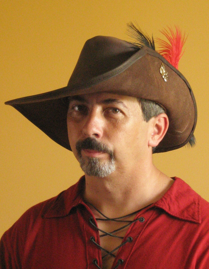 beautiful musketeer hat idea
