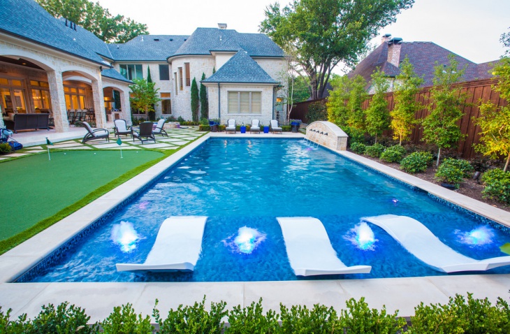 shallow pool lounge idea