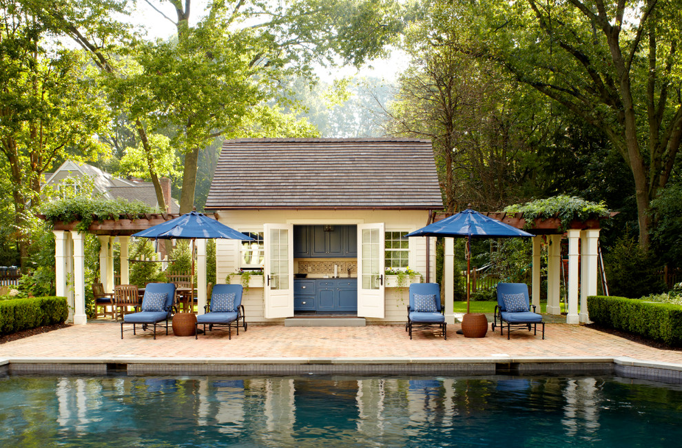 modern farmhouse pool lounge idea