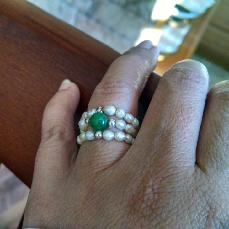 stretch pearl ring