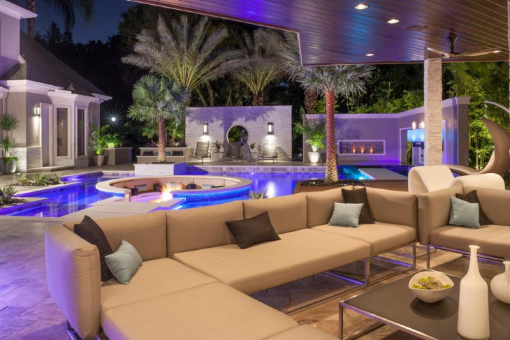 luxurious backyard swimming pool